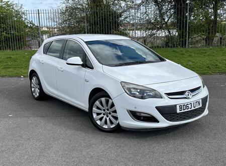 VAUXHALL ASTRA 1.6 16v Elite